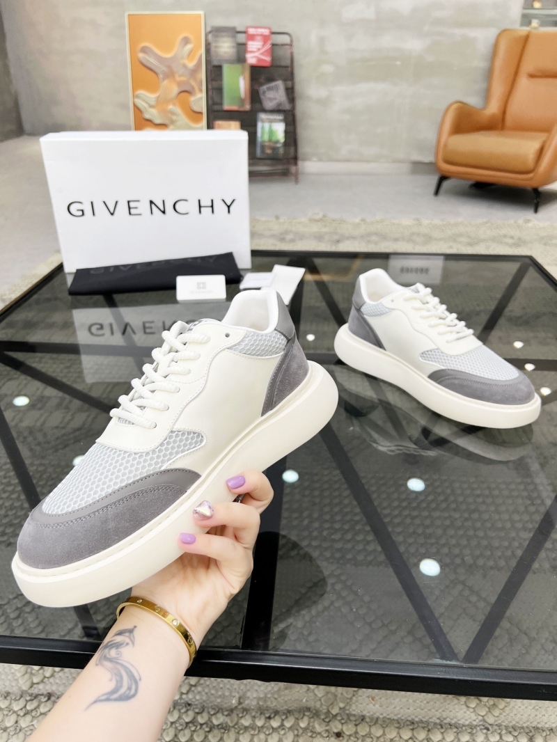 Givenchy Sneakers